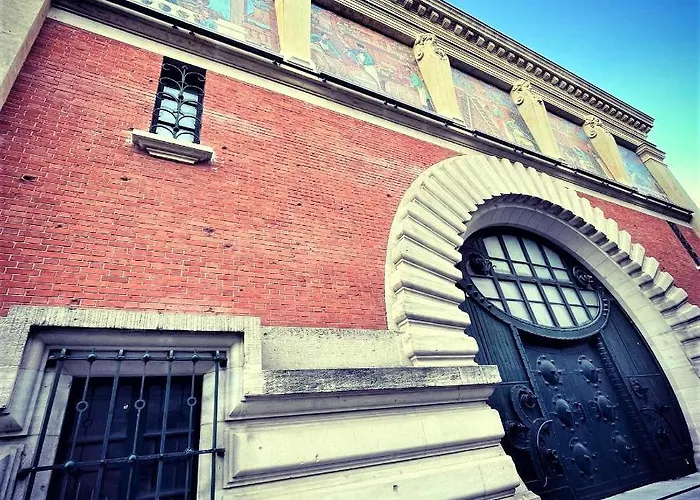 Hyper-centre Erlon Cathedrale Calme *