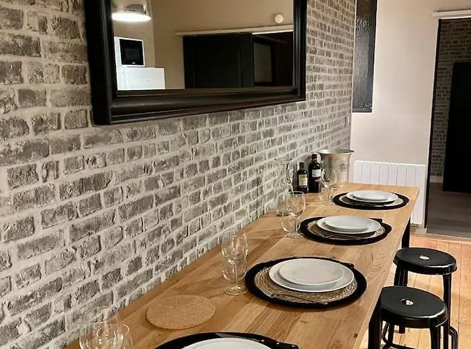 Hyper-centre Erlon Cathedrale Calme Reims